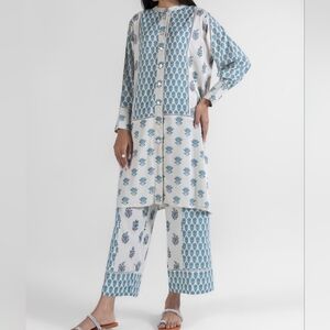 NWT 2 Piece Sana Safinaz Printed Outfit Set size small‎